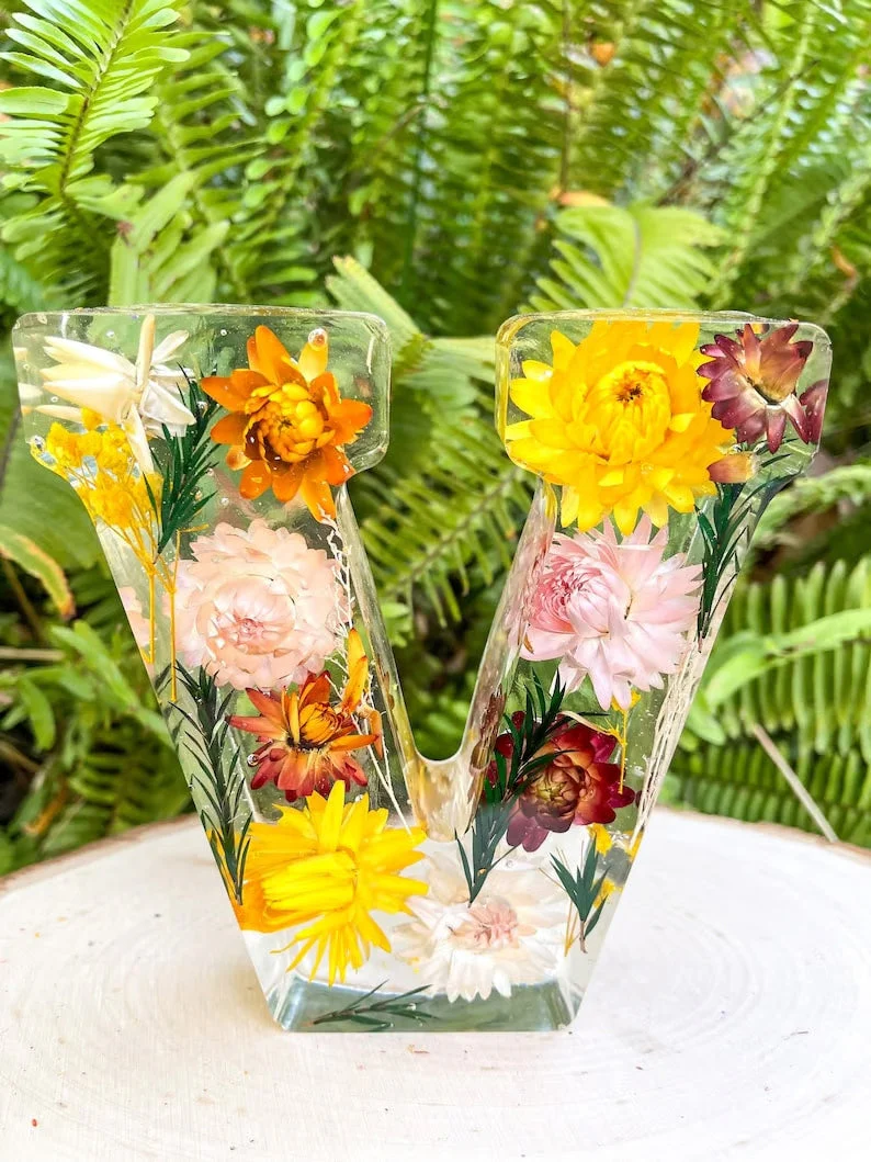 Handmade Floral Resin Night Light ~ Bring artistic light to your home effortlessly. - Image 22